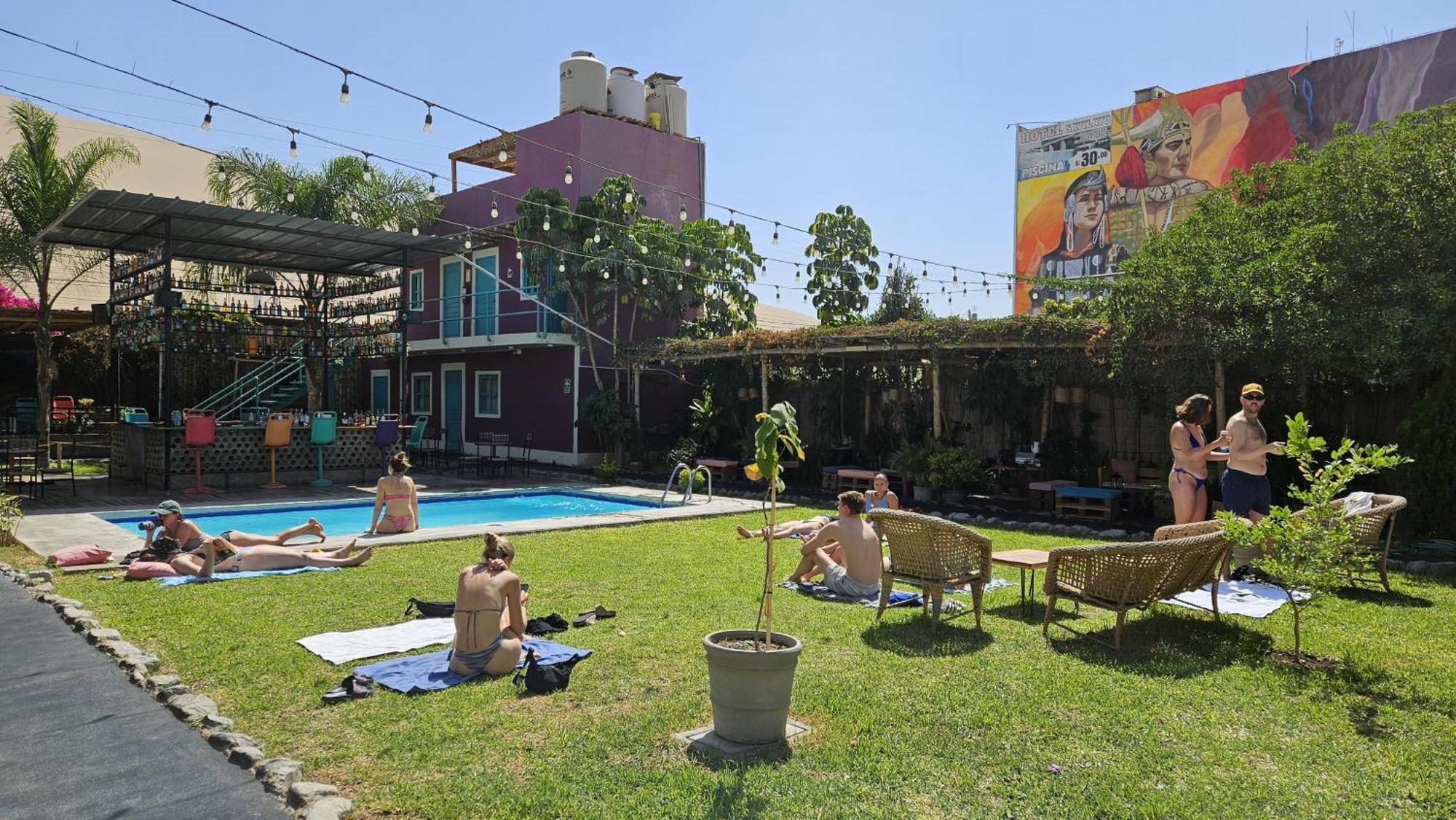 The Upcycled Hostel Huacachina Ica Extérieur photo